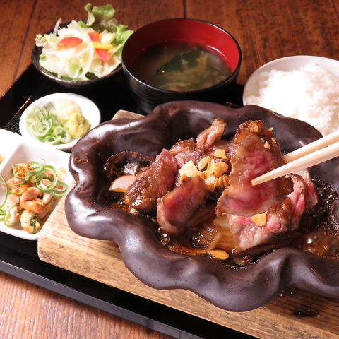 ステーキランチは1,000円！